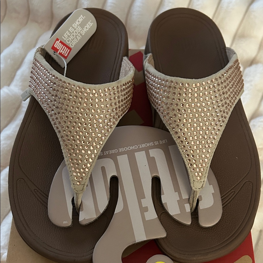 FitFlop Rokkit Nude Women's Beige Crystal Sandals size 6 NWT - Picture 2 of 10